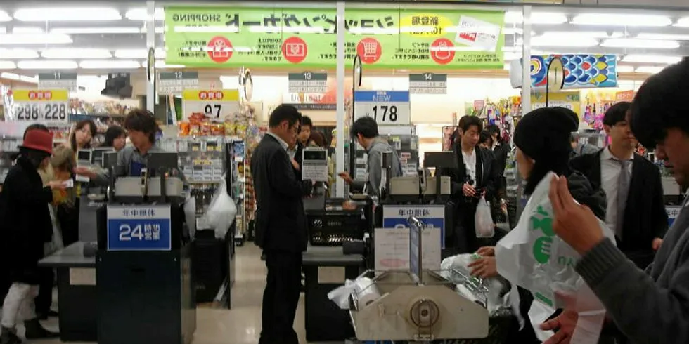 Check-out at a Seiyu supermarket in Japan.