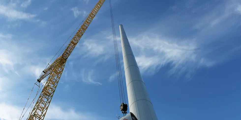 Installation of a Lagerwey turbine in Finland