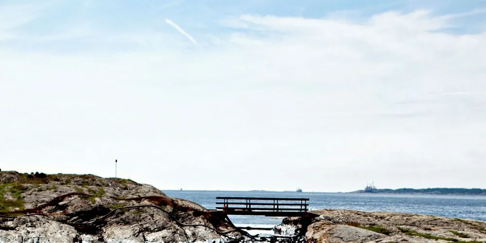 OPPRYDDING: Nå kan det søkes om penger til opprydding av grunn og sjøbunn.