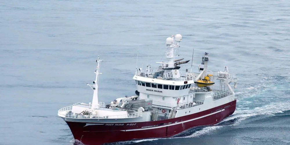"Inger Hildur" med loddelast. Foto: Jon Eirik Olsen