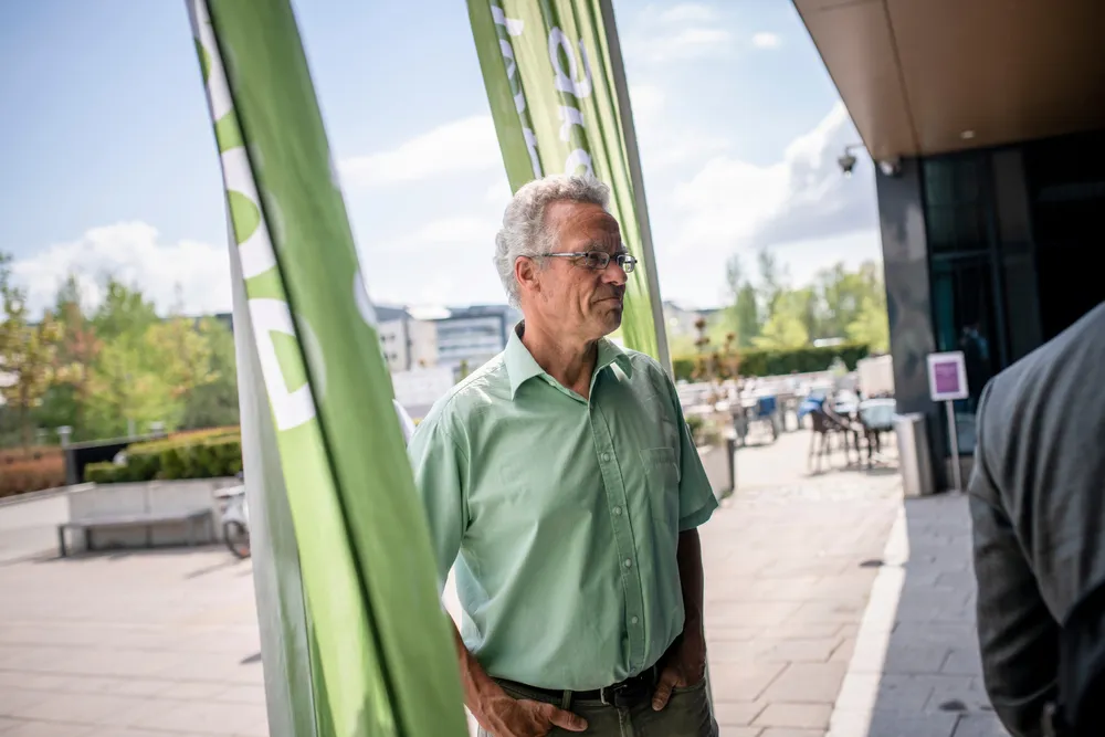 – Det bør skremme velgerne at Støre vil skjerme bensinprisen for CO2-avgift bare noen dager etter at FNs generalsekretær har sendt ut full alarm om klimaet til alle land i verden, sier Rasmus Hansson (bildet) i Miljøpartiet de Grønne.
