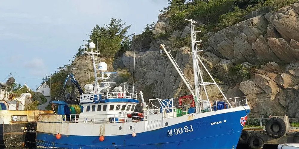 «Emilie H» fikk 25 pålegg av Sjøfartsdirektoratet som de må rette opp før den kan gjenoppta partrålingen med «Sea Hunter» i Nordsjøen.Foto: Privat