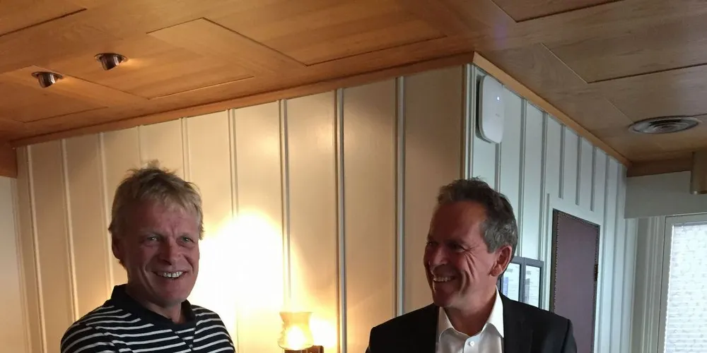 Frank Sandøy daglig leder i Norwegian Marine Interior og Ståle Rasmussen, konsernsjef i Kleven. Pressefoto.