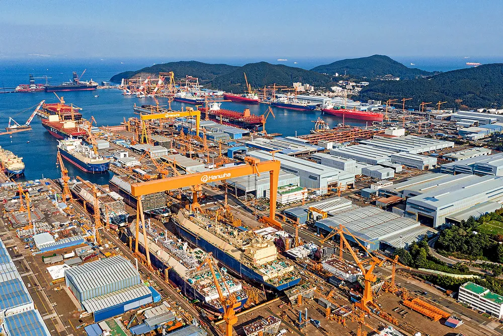 Hanwha Ocean is continuing to build a series of Arc7 LNG carrier newbuildings.