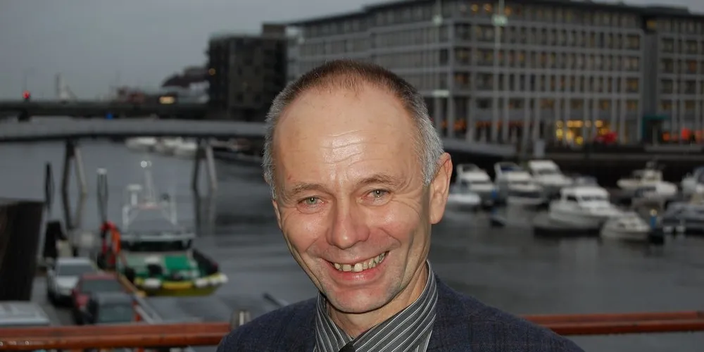 Kjell Ingebrigtsen åpner for å gi regjeringen støtte på avgjørende punkter i sjømatindustrimeldingen, men understreker at landsmøtets debatt vil avgjøre saken. Dette bildet er tatt da Ingebrigtsen ble valgt til leder i Norges Fiskarlag for to år siden. Arkivfoto: Nils Torsvik