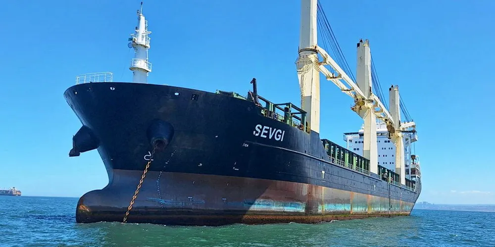 The Sevgi went under the hammer in Durban for very close to its estimated market value.