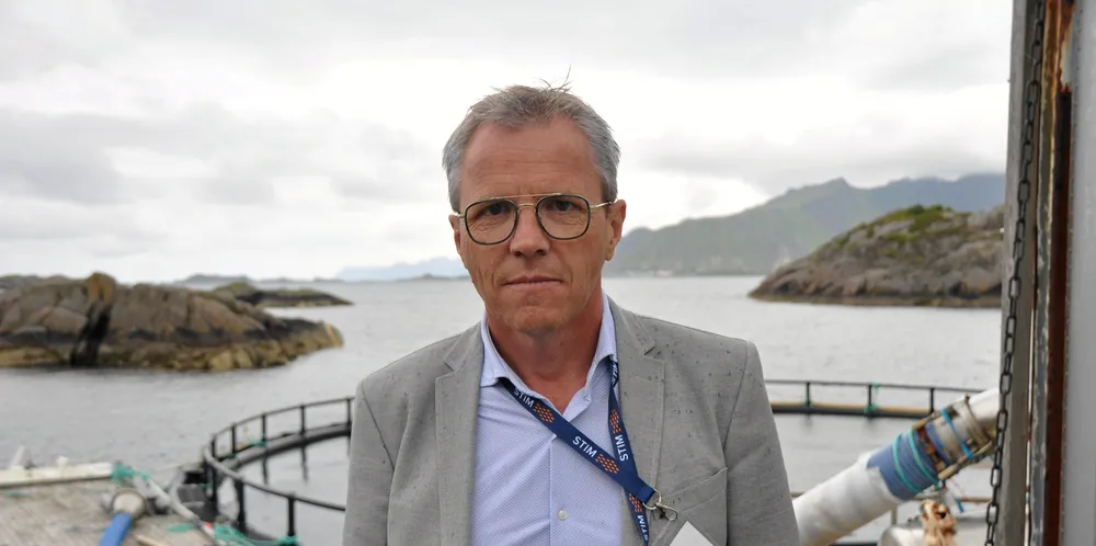 - Noen må snart begynne å tenke litt nytt om norsk landbruk. Her tror jeg faktisk laksenæringa kan bidra, sier Jim-Roger Nordly i fiskehelseselskapet Stim.