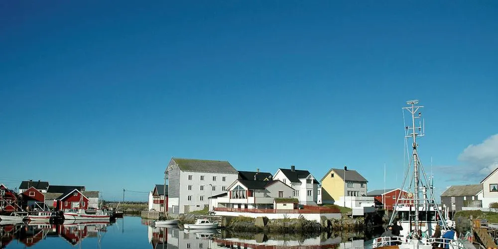 KS er fornøyd med at utvalget vil åpne for at kommunen som eier kan ta utbytte fra overskuddet i havnevirksomheten. Det vil stimulere til et mer aktivt eierskap enn dagens regelverk.Foto: Smøla kommune