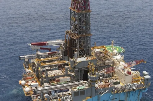 Delivering for Chariot: the ultra-deepwater semi-submersible drilling rig Maersk Deliverer