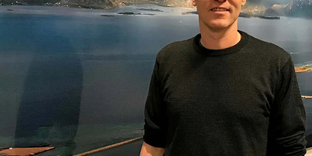 KAN AVHJELPE: Konsernsjef i Nordlaks, Eirik Welde, tror det nye, mobile Havfarm-anlegget kan bidra positivt i en framtidig algeoppblomstring. Anlegget skal være klart neste sommer.