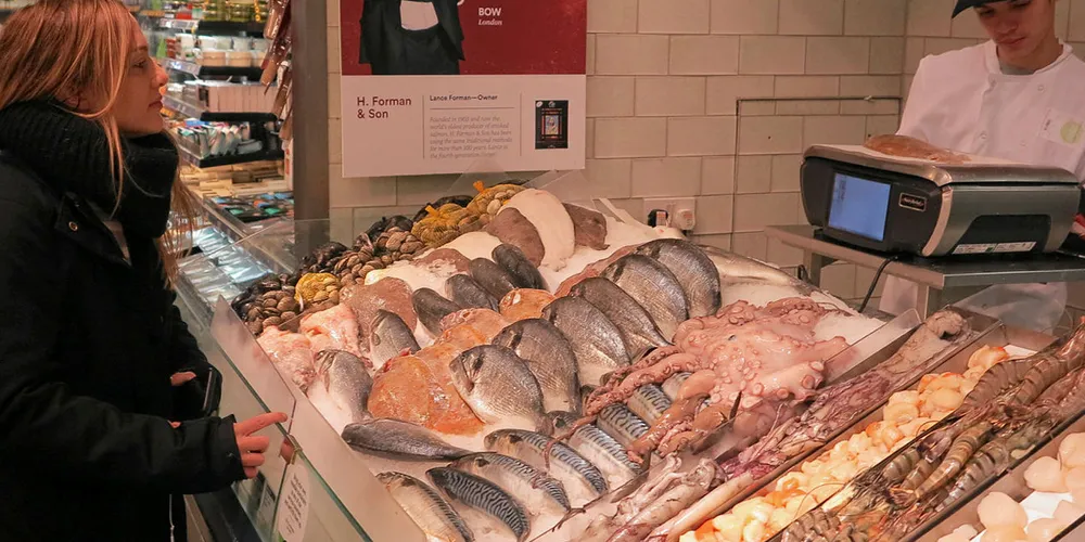 FISKDISK: Utvalget av fisk er stort hos Whole Foods Market sentralt i London.