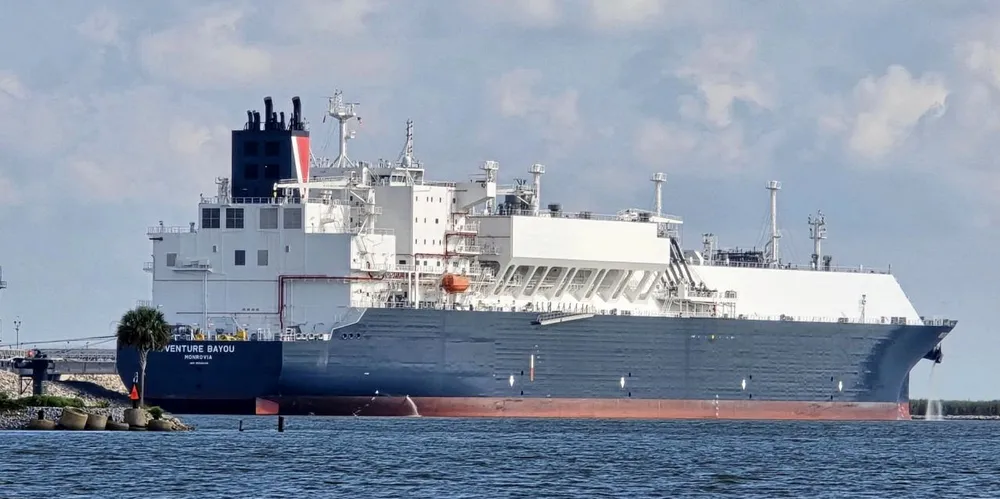 The LNG newbuilding Venture Bayou was loading at Venture Global’s Plaquemines plant on Tuesday.