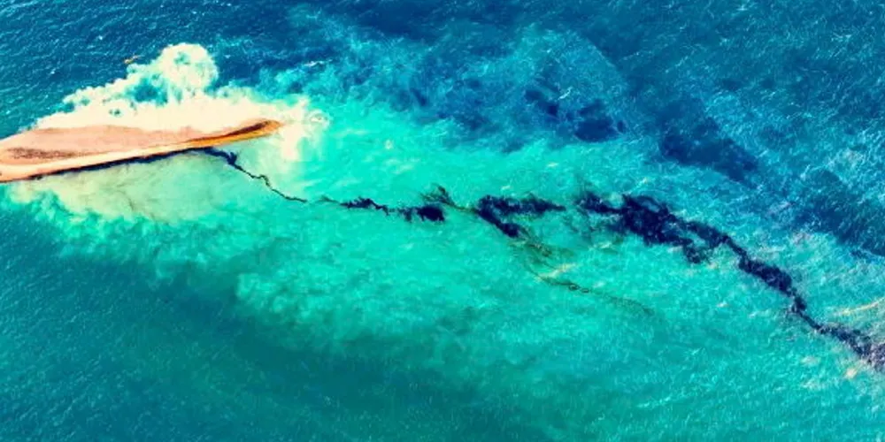 A barge believed to have been towed by the Tanzanian-flagged Solo Creed leaked oil off Trinidad & Tobago.