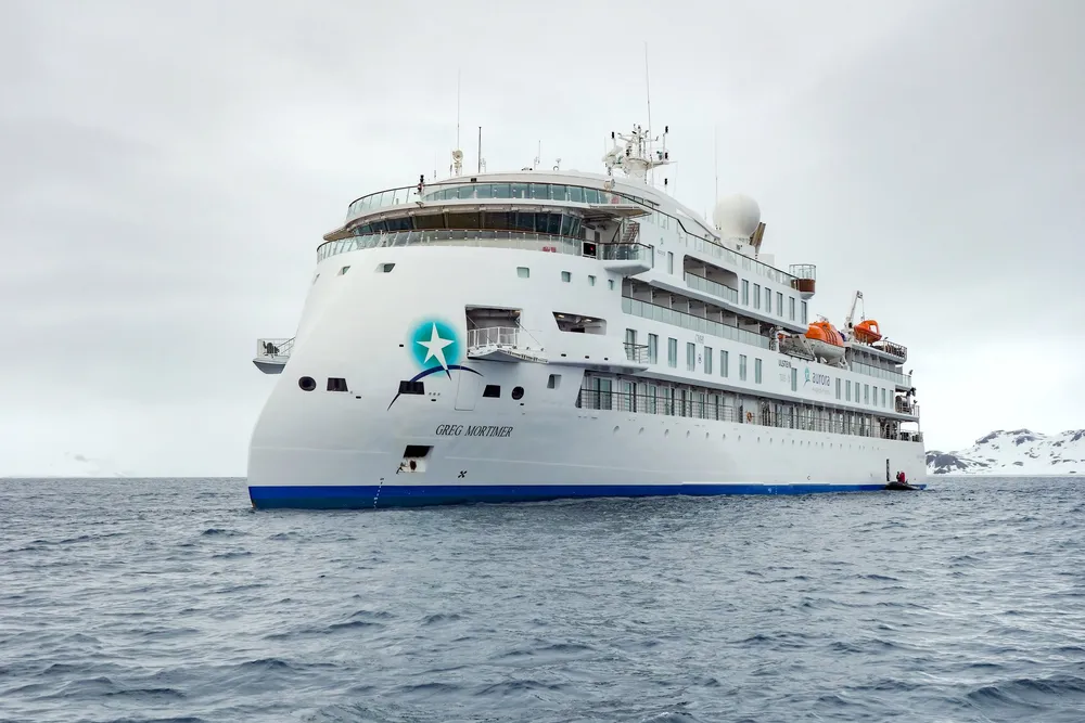 104 meter lange «Greg Mortimer» var det første skipet som ble levert av Ulsteins samarbeidsverft i Kina i 2019.