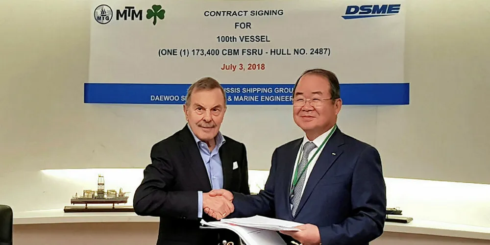 John Angelicoussis and DSME CEO Jung Sung-leep agree the new landmark deal