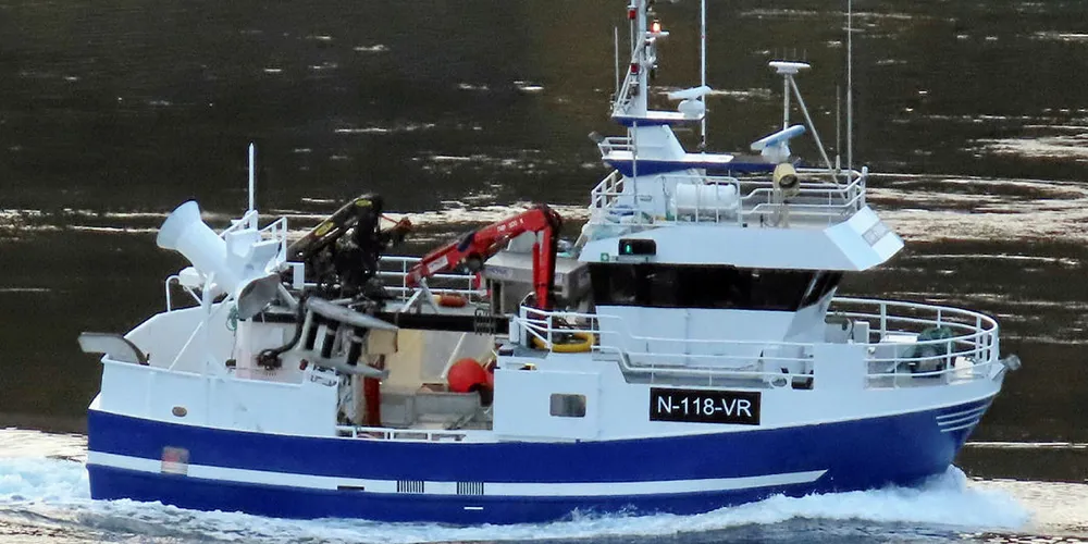 LINEBÅT: «Star Viking» fra Værøy er for tida i Finnmark for å drive linefiske på ferskfiskordninga, men med litt torsk spart på den vanlige kvota.