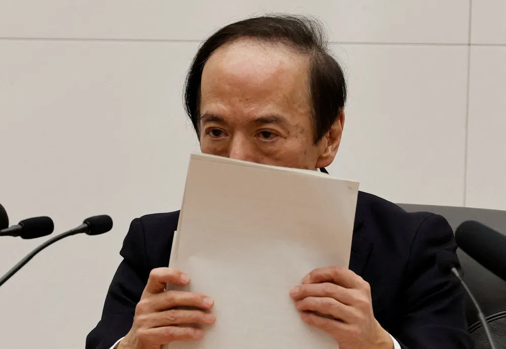 Det ga umiddelbare utslag i markedet etter mandagens tale fra Japans sentralbanksjef Kazuo Ueda.