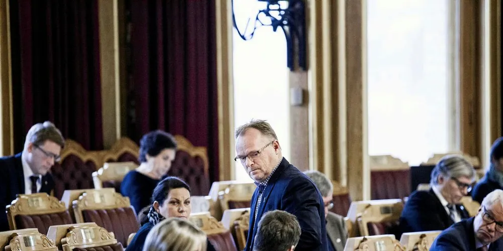 MER INSTRUKS: Fiskeriminister Per Sandberg (Frp) utfordres på kvoteinstruksen nok en gang. Det synes Norges Kystfiskarlag er bra. Foto: Adrian Nielsen/DN
