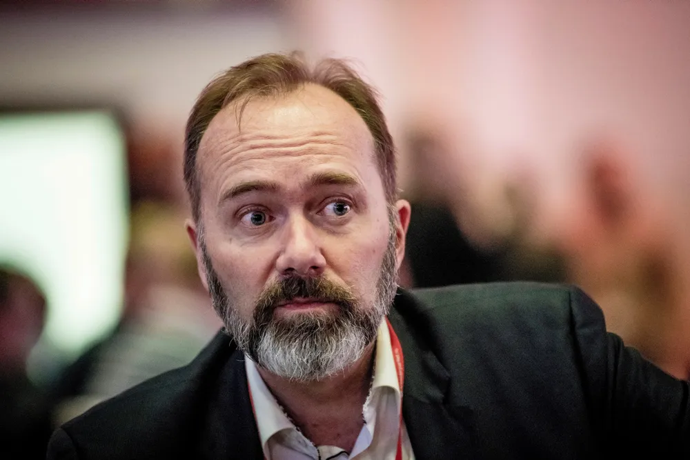 He is dead but he won't lie down. Trond Giske leder et Ap-lokallag i Trondheim som på kort tid har fått mange medlemmer, også fra andre steder i landet.