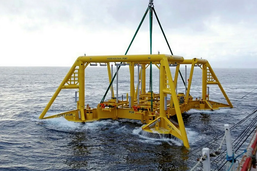 Booster: Vigdis subsea template installation