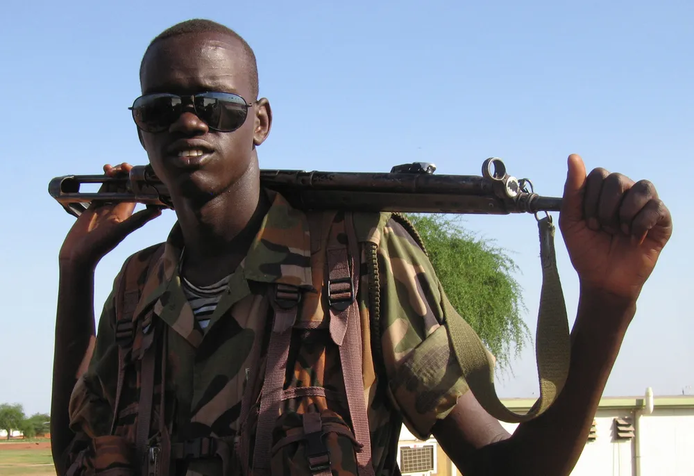 Clashes erupt outside Sudan oil town