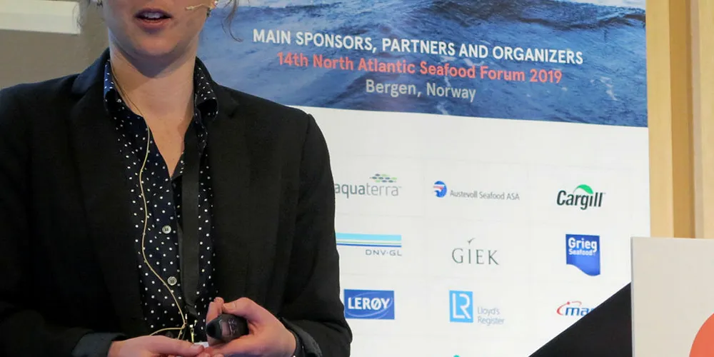 ØKENDE PROBLEM: Elizabeth Graham fra FNs matvareorganisasjon, FAO, viste til en økende befolkning som sulter, samtidig som stadig flere blir overvektige.