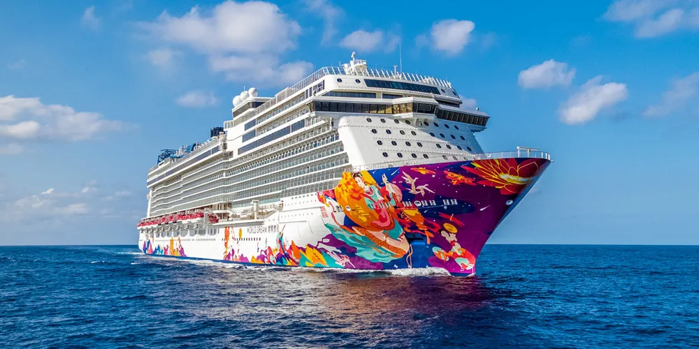 Dream Cruises' 150,700-gt cruiseship World Dream (built 2017).