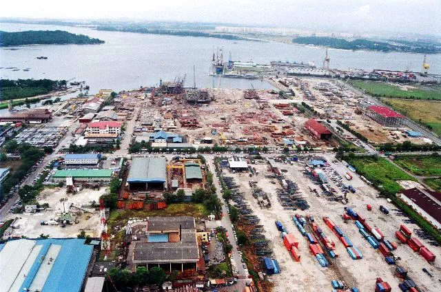 SembCorp profits ignore forex scandal