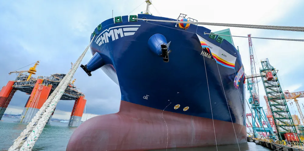 HMM picked South Korean yards Hyundai Samho Heavy Industries and HJ Shipbuilding & Construction to build the methanol-fuelled vessels.