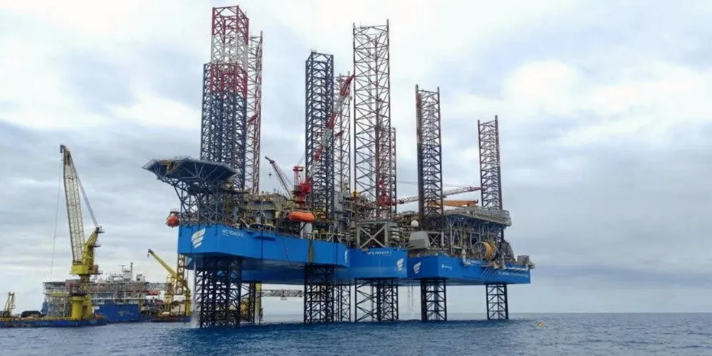 New Fortress Energy says it is in the final stages of commissioning its ‘Fast LNG’ unit.
