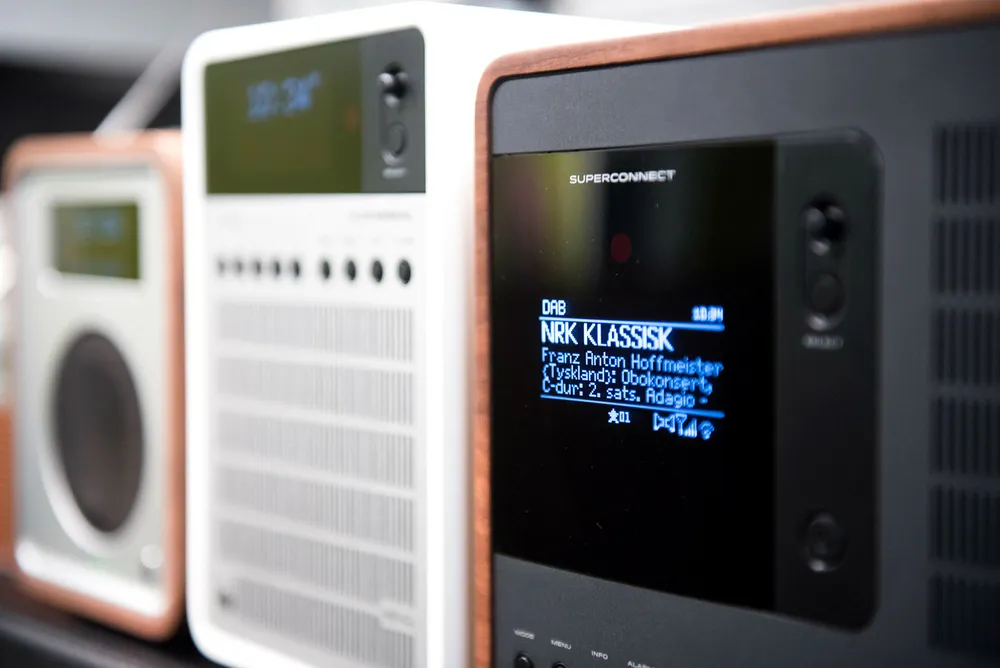 Stadig flere begynner å forstå at det var en håpløs kommersiell beslutning å tvinge radiolytterne over på dab. I DN 20. juli kan vi likevel lese nok et tøyseutsagn om den rådende situasjonen fra Lasse Kokvik, administrerende direktør i Bauer Media som blant annet eier Radio Norge, skriver innleggsforfatteren. Foto: Per Ståle Bugjerde