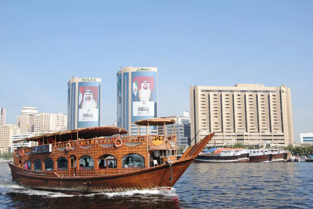 DPE hits gas off Dubai