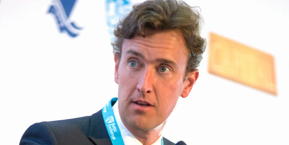 CMB boss Alexander Saverys is continuing to buy Euronav shares in merger battle.