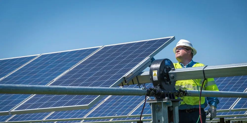 Global installed solar capacity is expected to reach 76.5GW by 2020