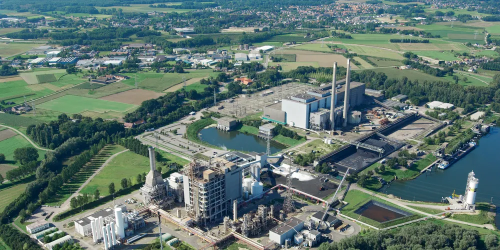 Closes down Nuon plant