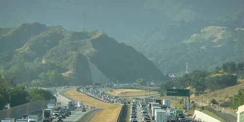 US vehicle standards to cut CO2 by nearly 1bn tons