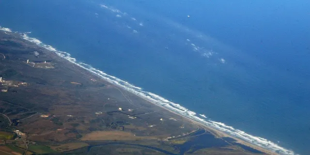 PG&amp;E studying new wave energy site off California air base