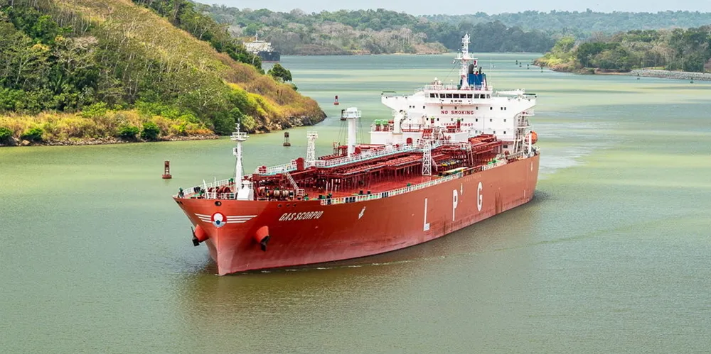 The 84,000-cbm LPG carrier Gas Scorpio (built 2018) transits the Panama Canal in 2020, bound for the Pacific. The VLGC is controlled by China’s Tianjin Southwest Maritime.