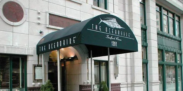 Landry's buys Oceanaire chain