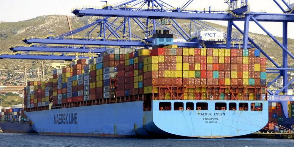 The AP Moller-Maersk-operated, 13,092-teu Maersk Essen (built 2010) has diverted to Lazaro Cardenas in Mexico.