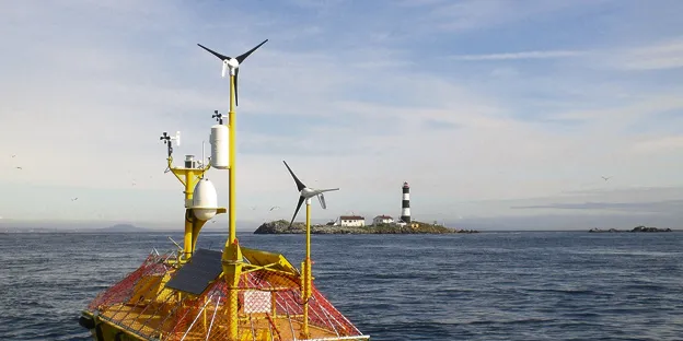 Laser buoy poised to assess wind resource on Lake Michigan