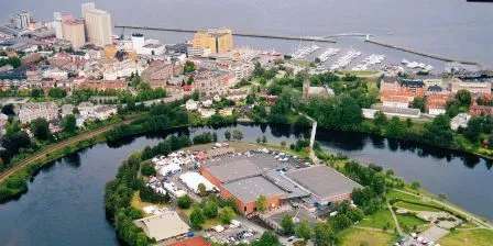 AquaNor under way
