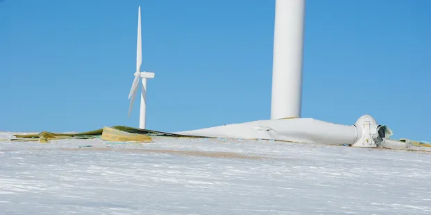 The broken Suzlon rotor at Rugby lies on the ground