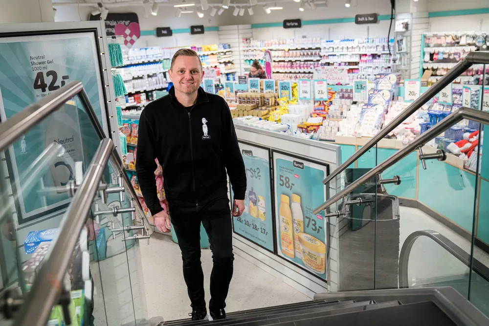 Thomas Harsvik og Normal passerte nylig 200 butikker og åpner straks fire nye. Her i Normal sin butikk i Kristiansand hvor kjeden har sitt hovedkontor.