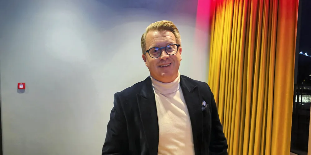 Øyvind André Haram har sett mange flotte bønder på fjernsyn - men altfor få oppdrettsarbeidarar.