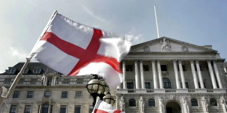 EIB and three banks throw UK wind sector £1.4bn lifeline