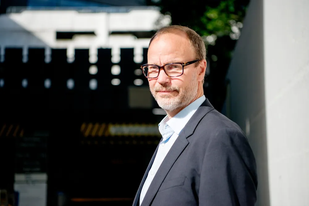 Investor Egil Dahl satser på to svenske selskaper. Ett av dem ble børsnotert i høst.