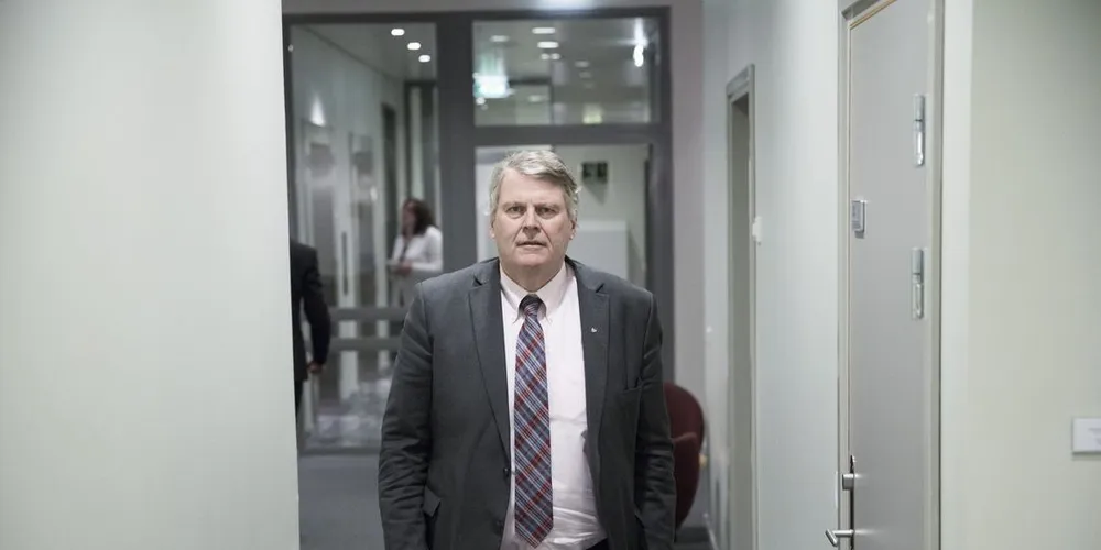 - Videreutvikling, reparasjoner og vedlikehold er kostbare tiltak. Fiskerihavnene ligger i mange små kommuner, og vi synes dette må være et dugnadsfellesskap som Staten er en del av, sier Hans Fredrik Grøvan i Kristelig Folkeparti. Foto: Aleksander Nordahl, DN