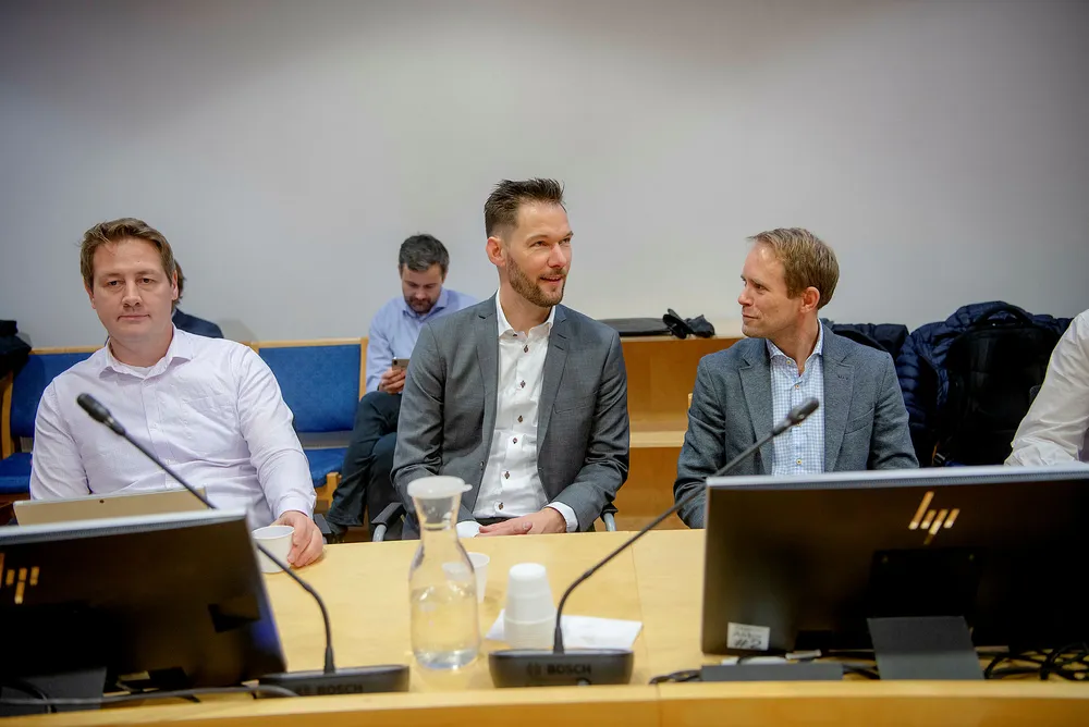 Markedsdirektør Steffen Ryengen fra Komplett Bank (til venstre), markedsansvarlig Sigve Heldal fra Monobank og markedssjef Christian Gagnum fra Ikano Bank gikk hardt ut mot Bank Norwegian i retten.