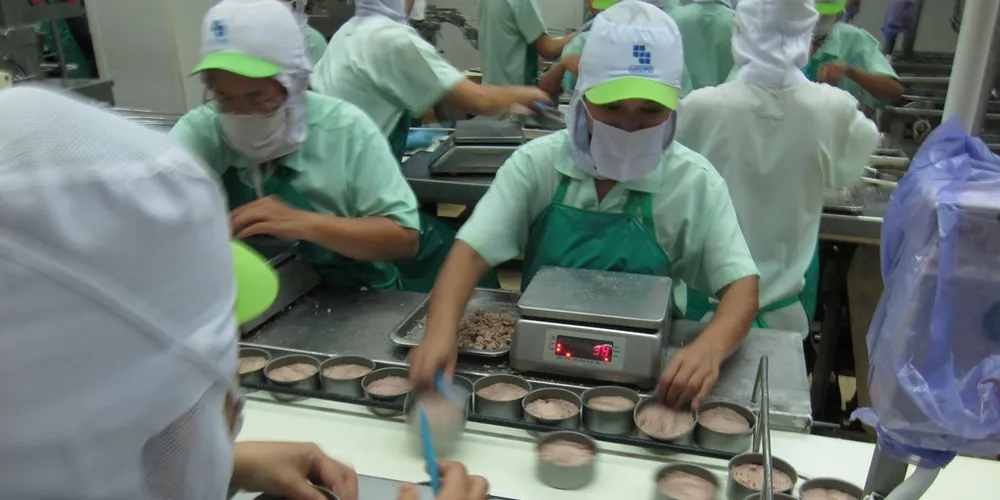 Top tuna exec praises Thailand's progress on sustainability, social welfare
